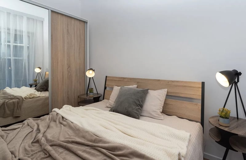 Alquiler de un luminoso apartamento amueblado de 2 habitaciones, 39 m², Stare Miasto, Cracovia, Polonia